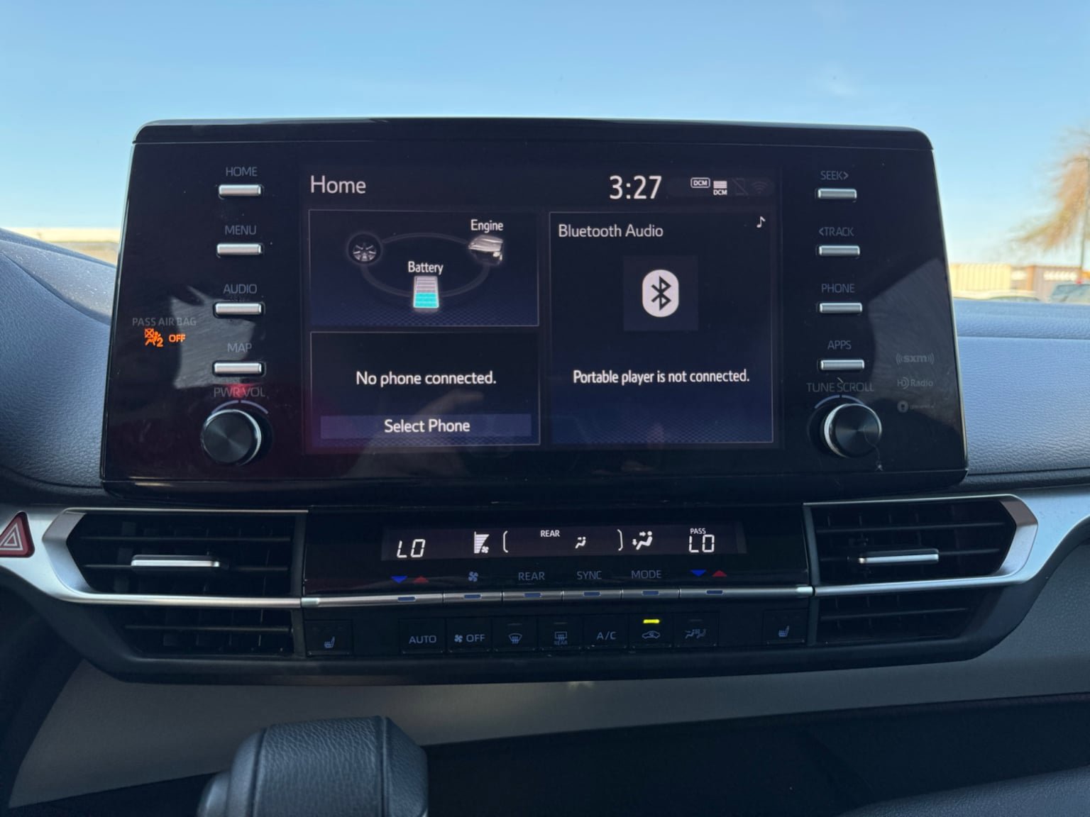 Used 2022 Toyota Sienna XLE FWD image 21