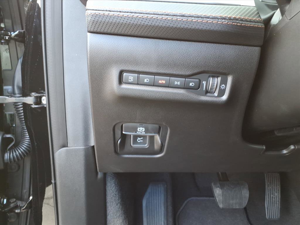 New 2026 Jeep Cherokee Limited image 17