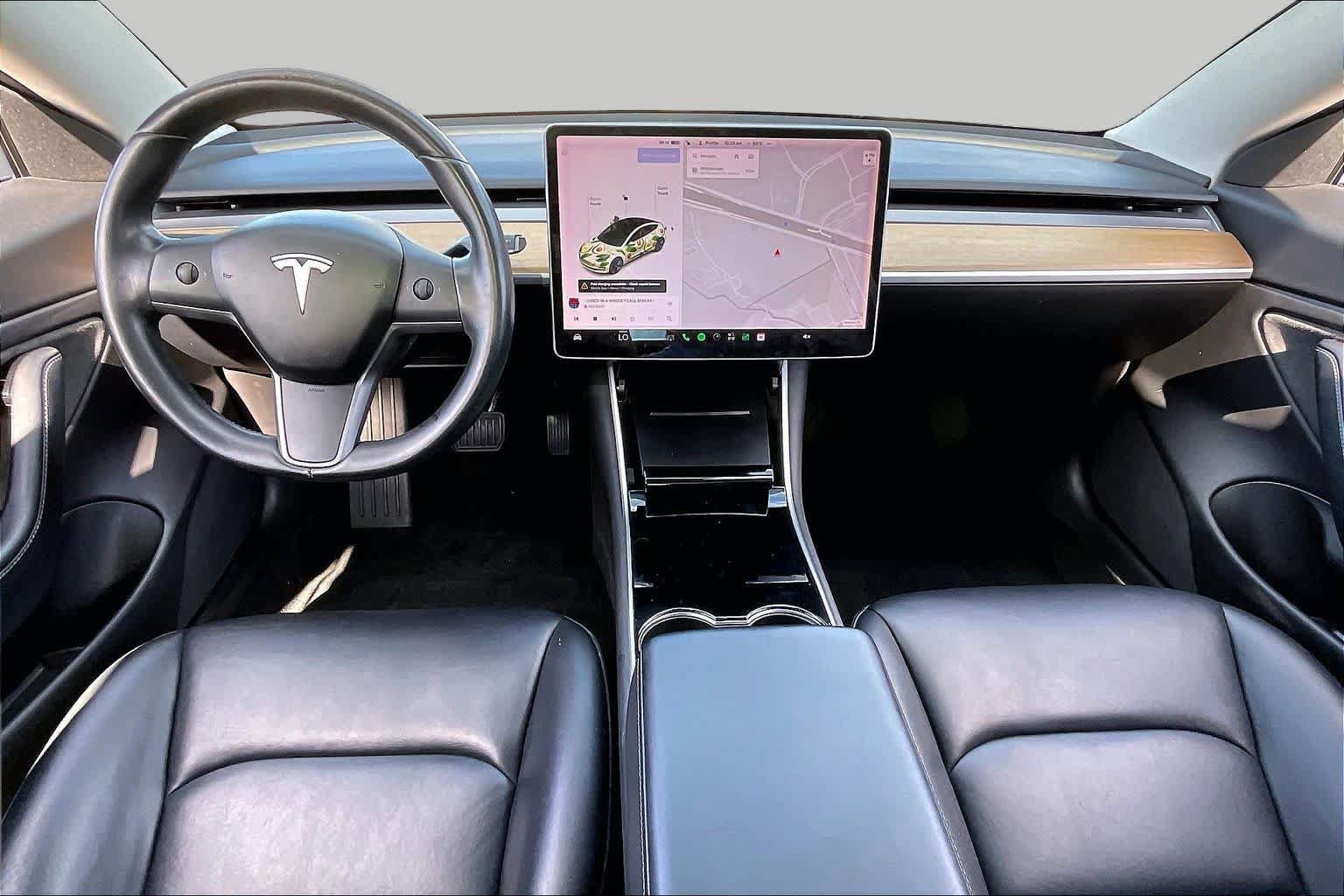 Used 2019 Tesla Model 3 Standard Range RWD image 12