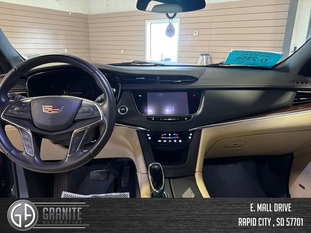 Used 2019 Cadillac XT5 Premium Luxury AWD/4WD image 13