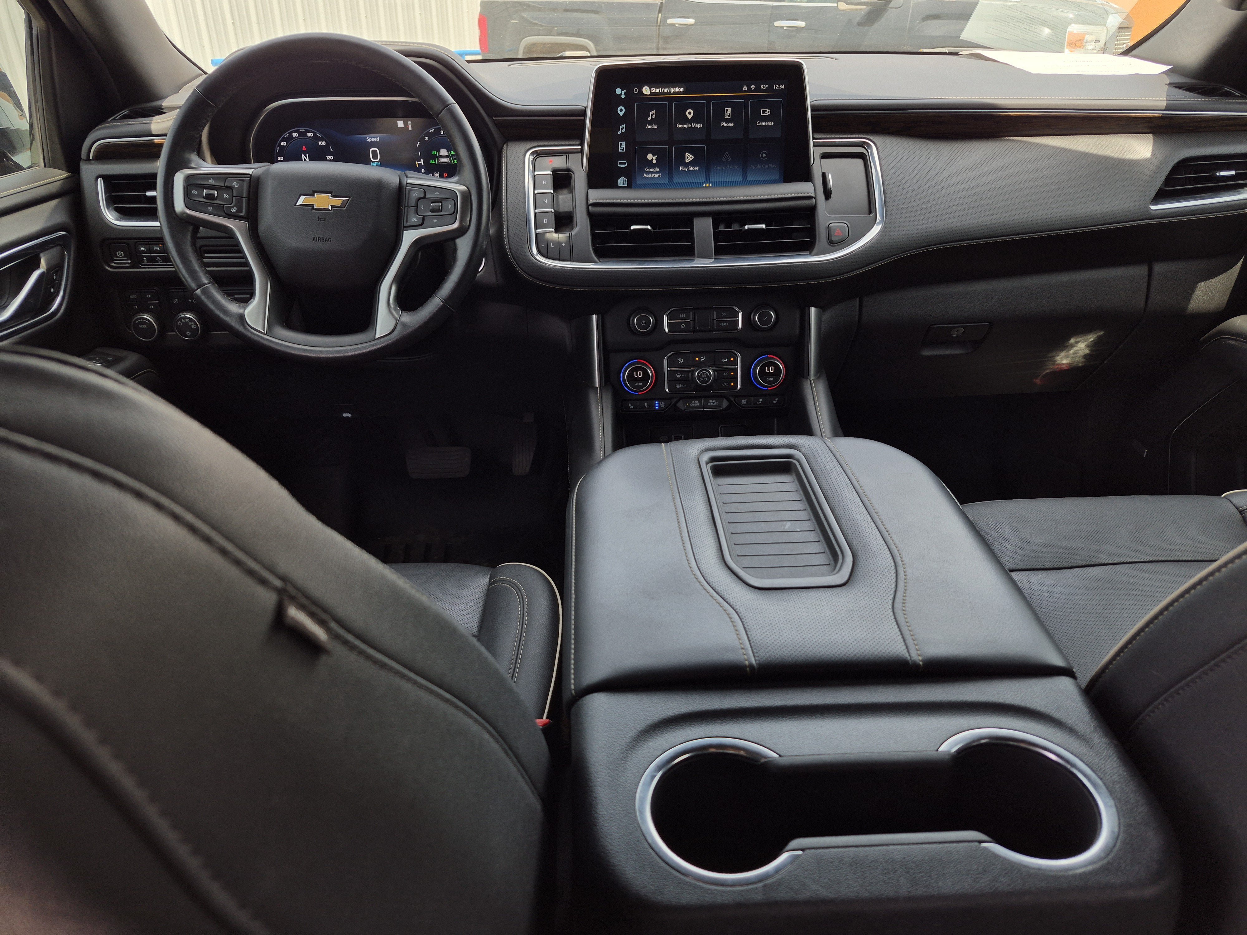 Used 2022 Chevrolet Suburban Premier w/ Max Trailering Package AWD/4WD image 19