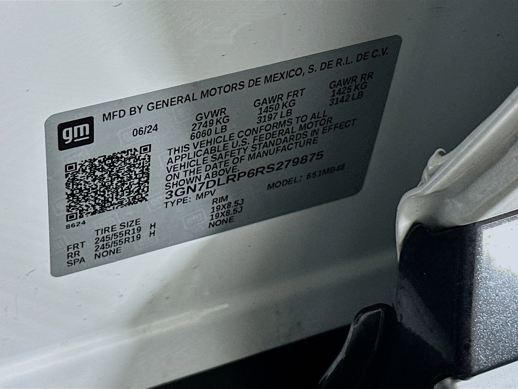 Used 2024 Chevrolet Equinox EV LT FWD image 12