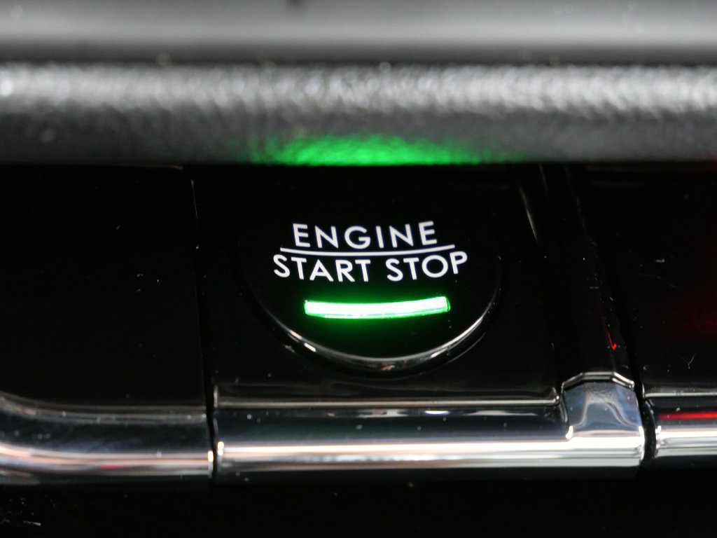 Used 2024 Lincoln Corsair AWD w/ Equipment Group 101A image 26