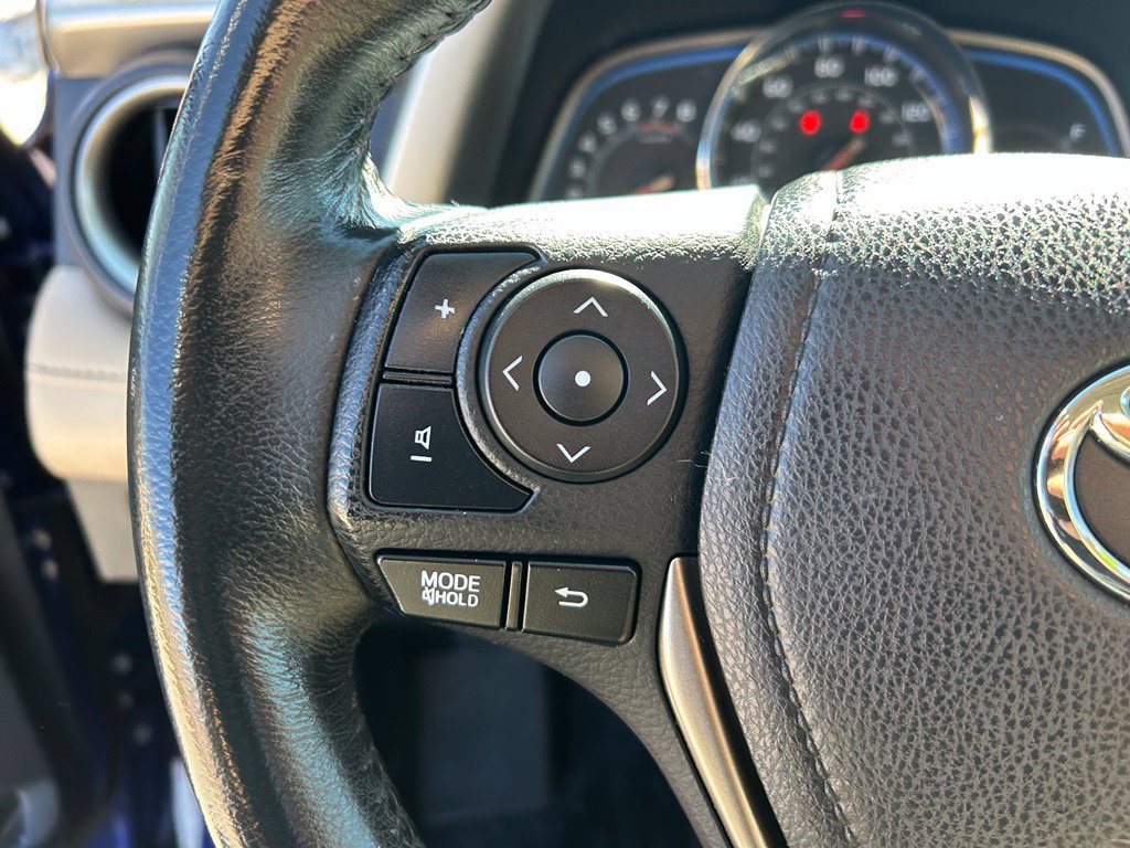 Used 2014 Toyota RAV4 Limited AWD/4WD image 12
