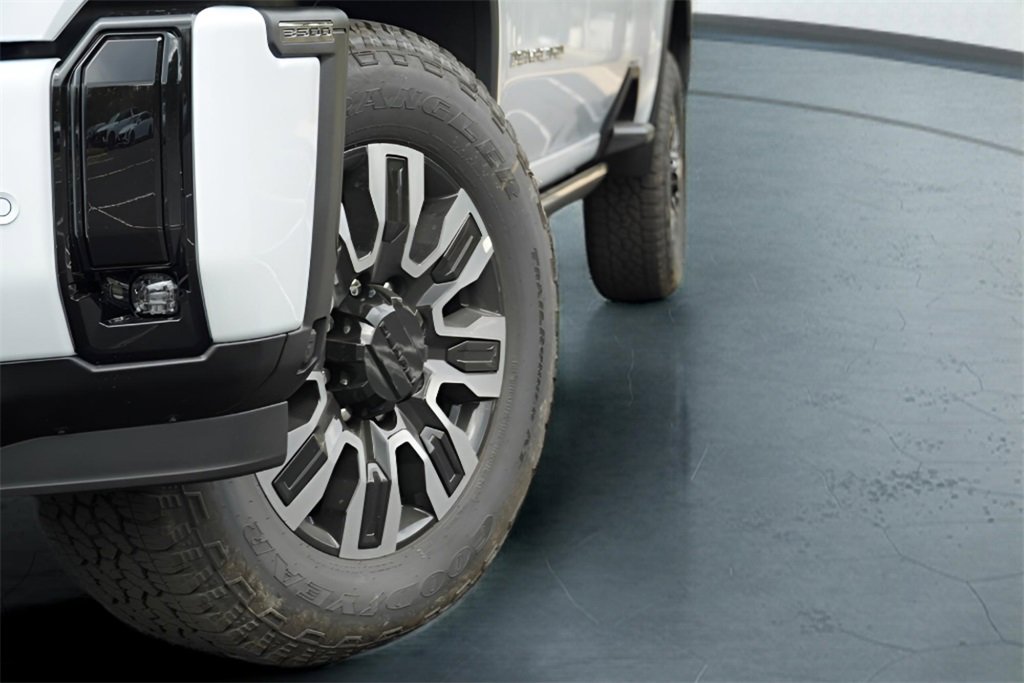 New 2026 GMC Sierra 3500 Denali Ultimate image 3