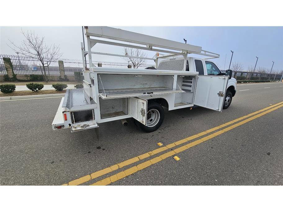 Used 2015 Ford F350 XL image 14