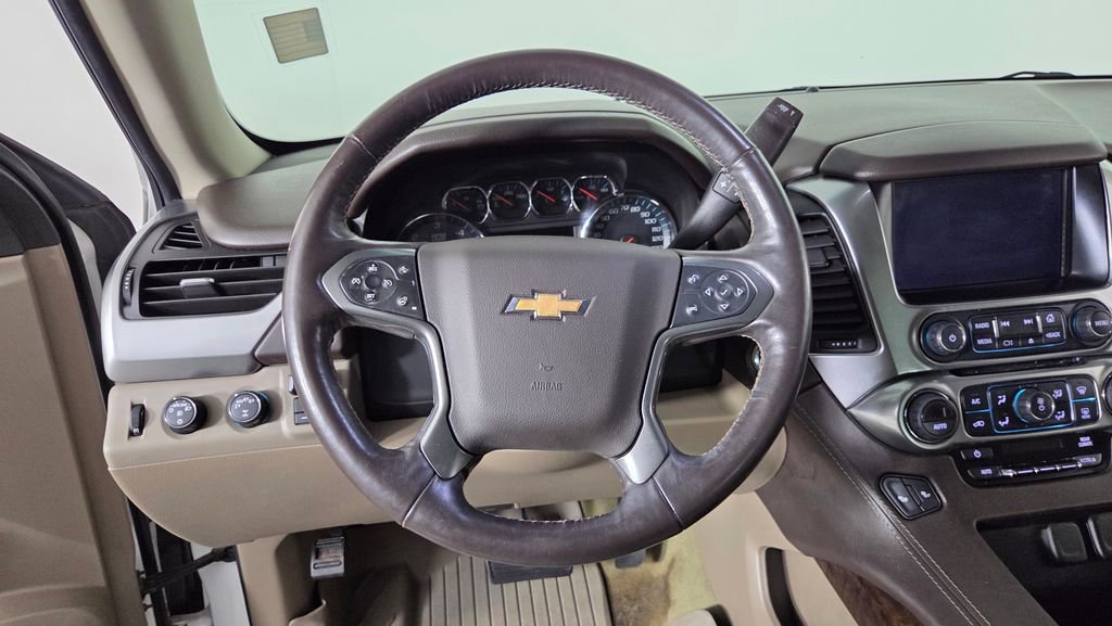 Used 2018 Chevrolet Tahoe LT w/ LT Signature Package AWD/4WD image 17