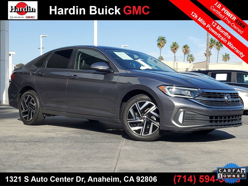 Used 2022 Volkswagen Jetta SEL image 1