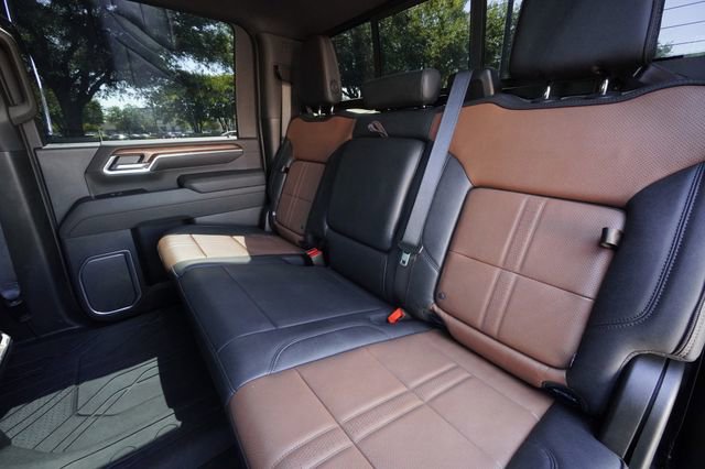 Used 2025 Chevrolet Silverado 2500 High Country AWD/4WD image 75