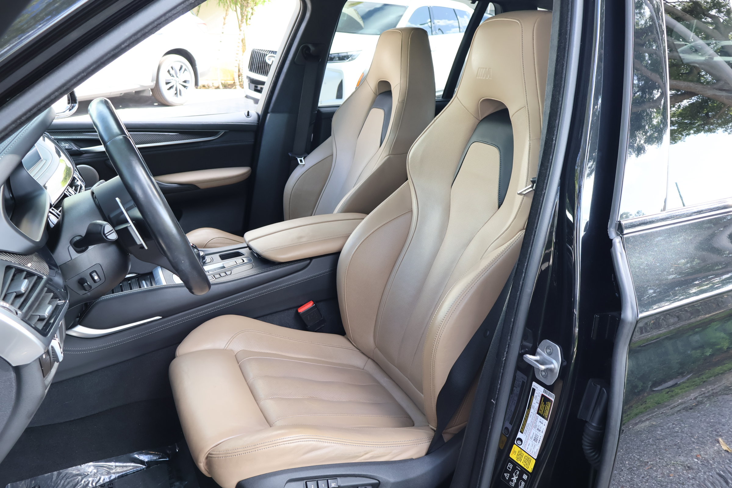 Used 2017 BMW X5 M AWD/4WD image 2