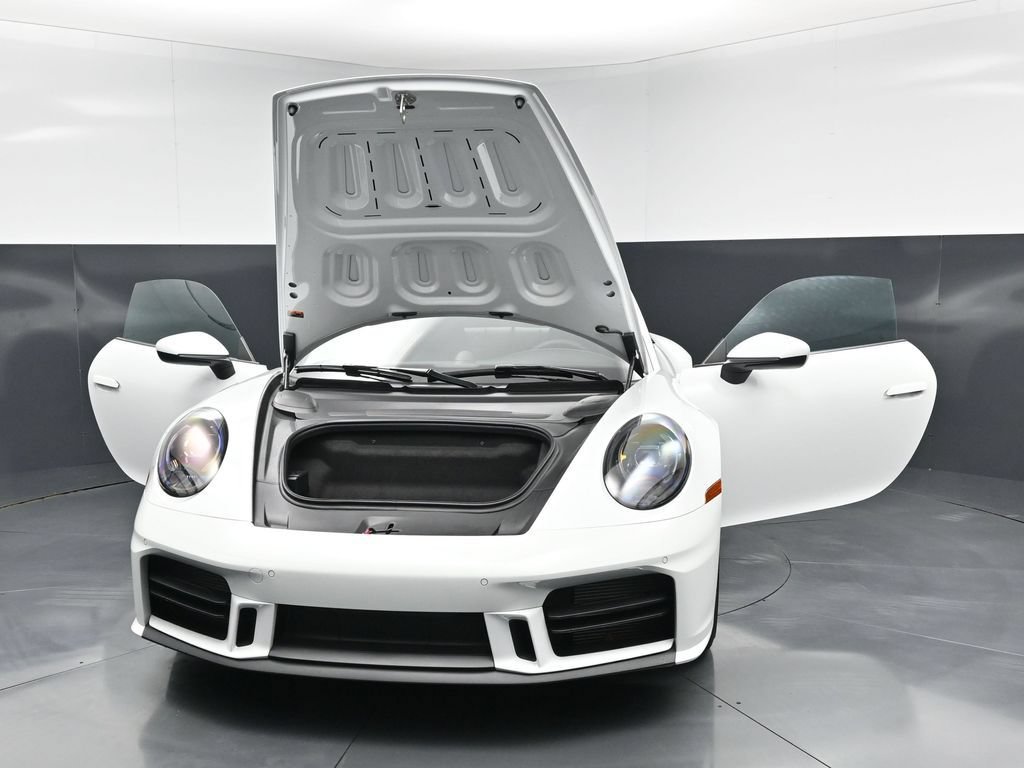 Certified 2025 Porsche 911 Carrera S RWD image 34