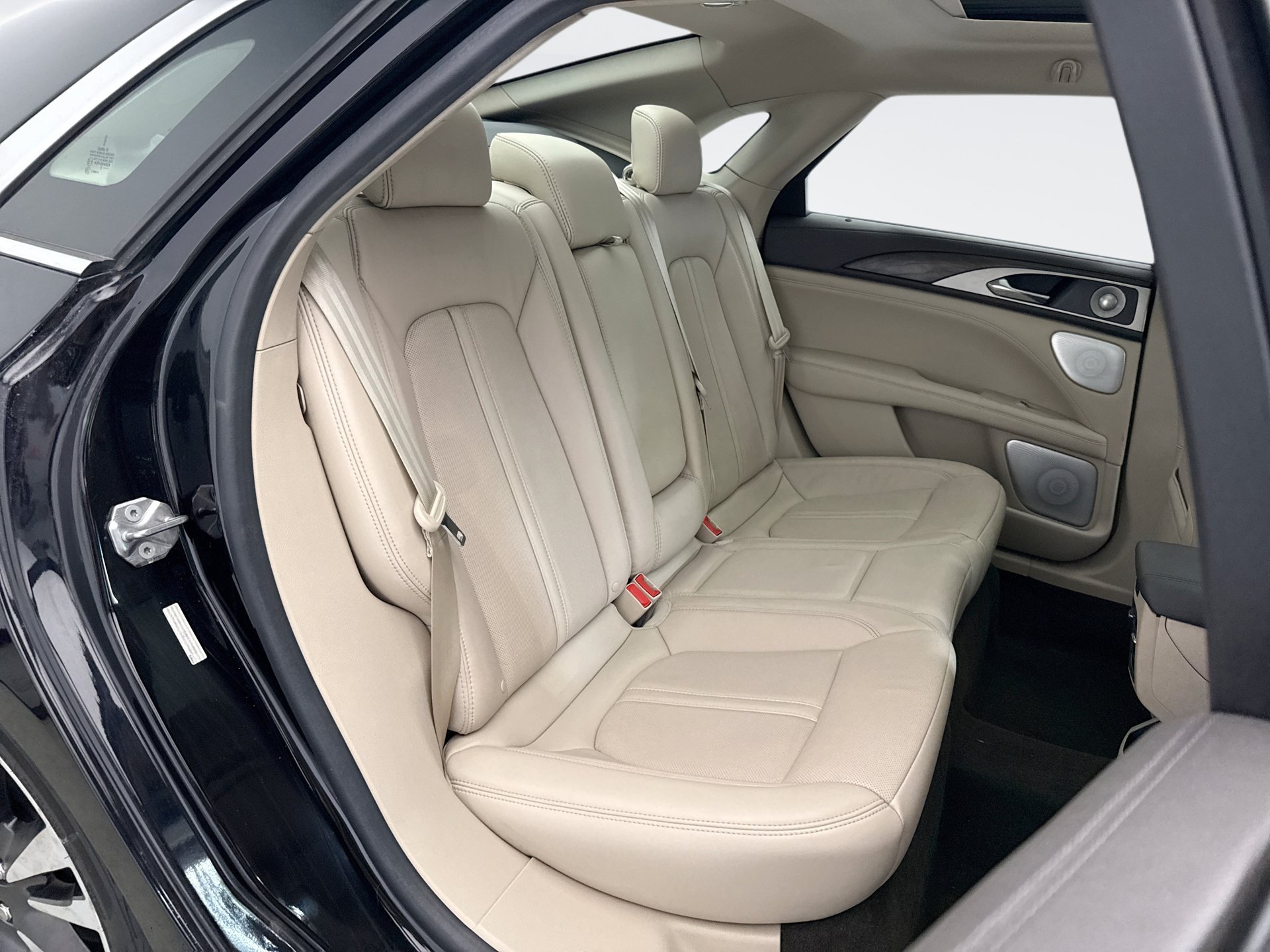 Used 2019 Lincoln MKZ Reserve w/ Luxury Package AWD/4WD image 19