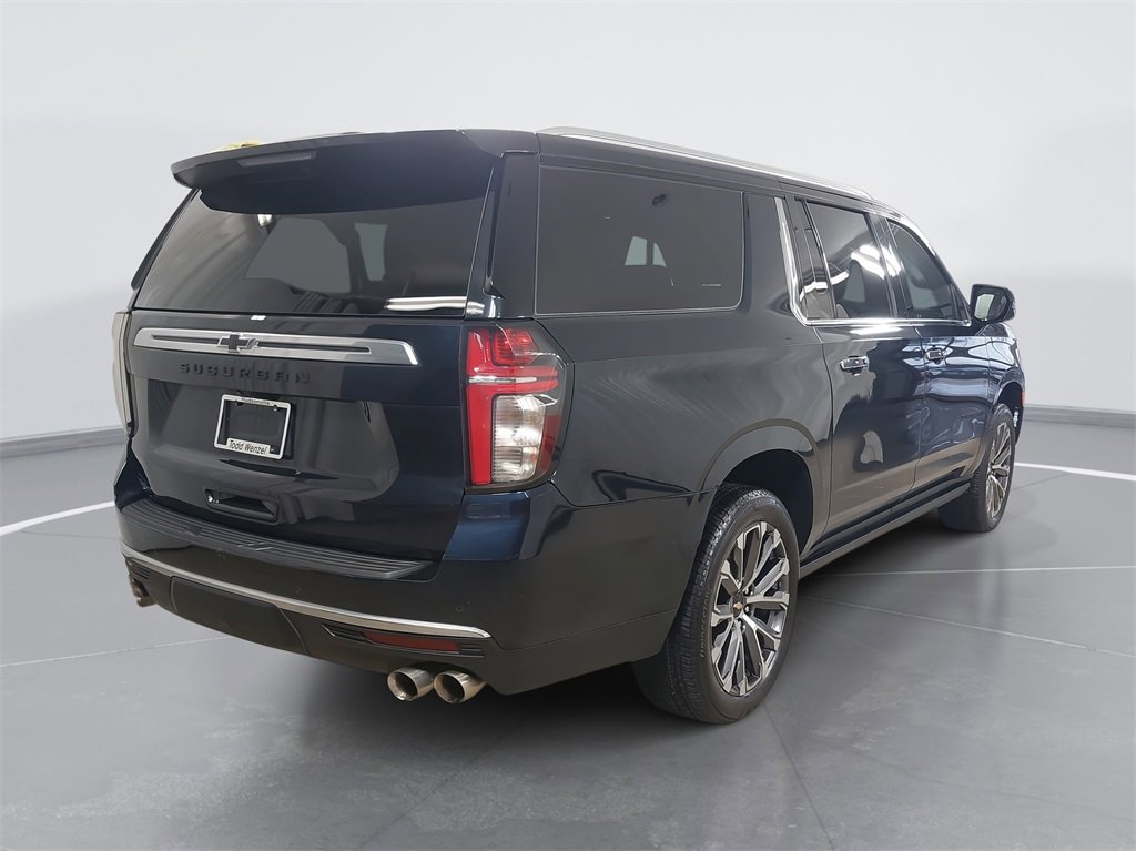 Used 2021 Chevrolet Suburban High Country image 3