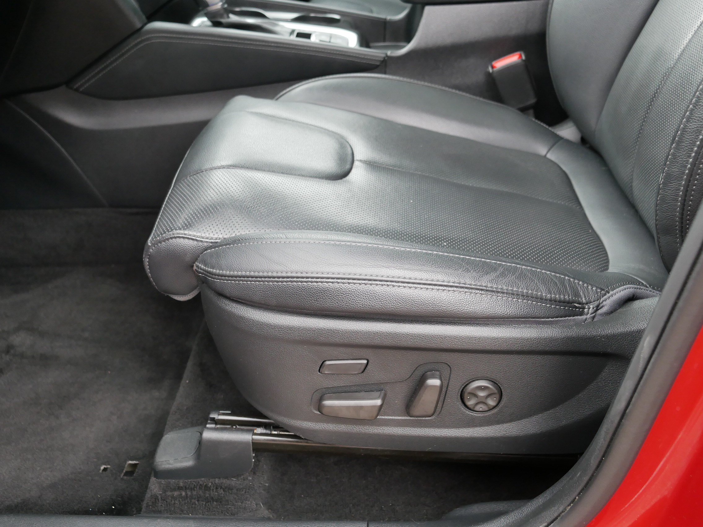 Used 2020 Hyundai Santa Fe Limited AWD/4WD image 20