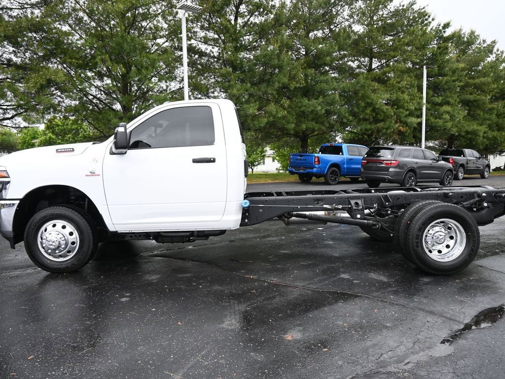 New 2025 RAM 3500 Tradesman image 3