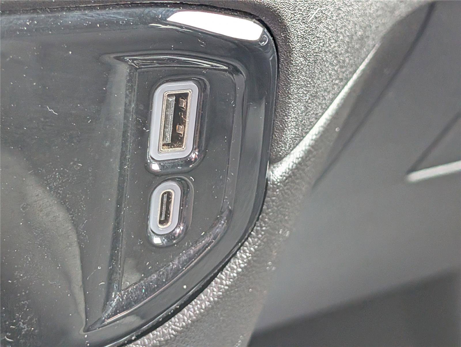 Used 2024 Chevrolet Silverado 2500 LT image 22