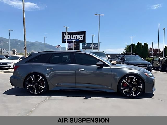 Used 2022 Audi RS 6 w/ Executive Package AWD/4WD image 3