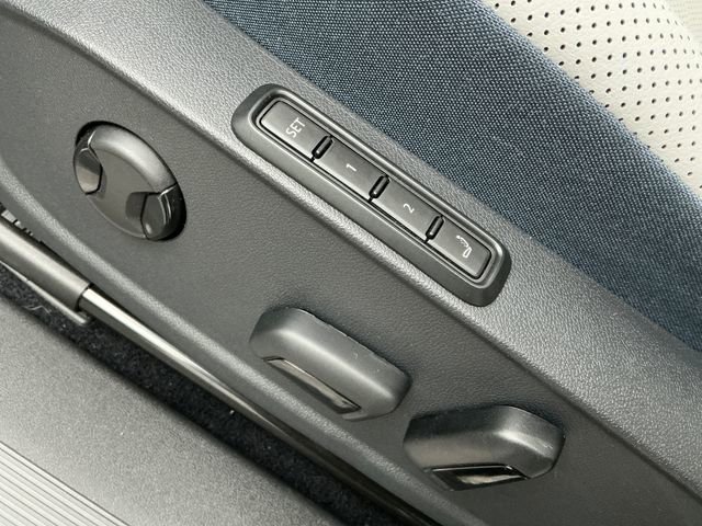 New 2025 Volkswagen ID.4 Pro S Plus image 14