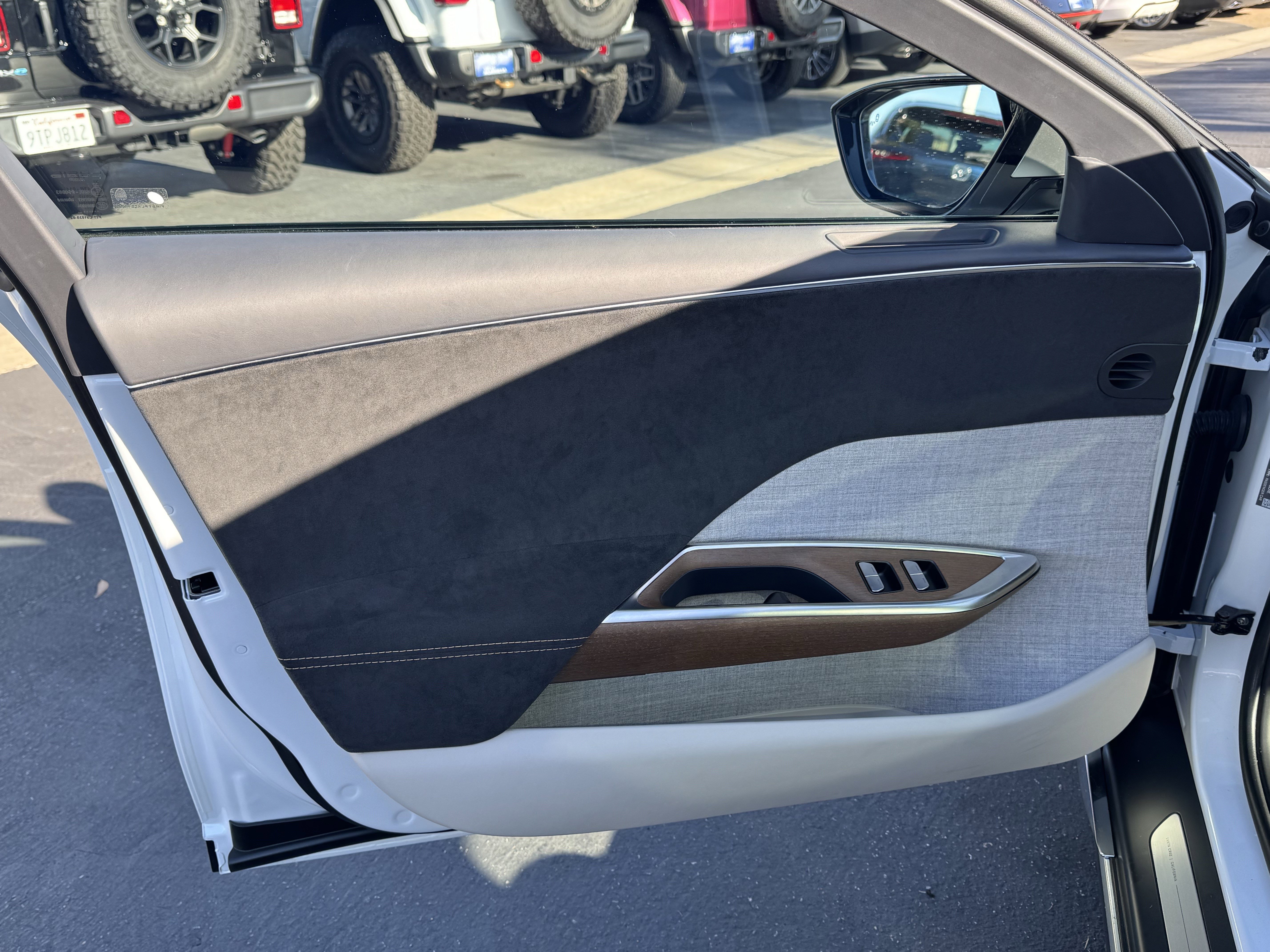 Used 2022 Lucid Air Grand Touring image 14