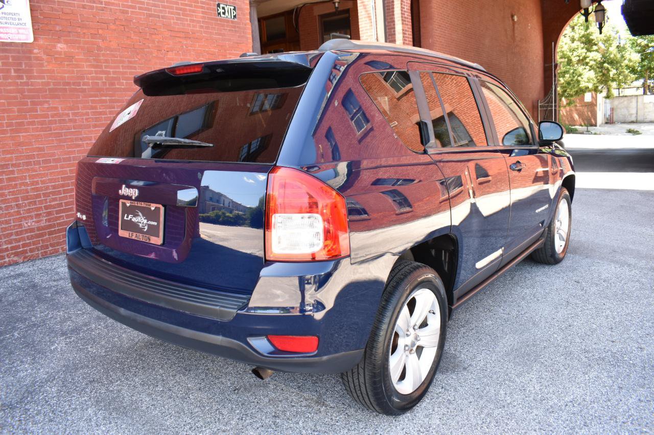 Used 2012 Jeep Compass Sport AWD/4WD image 3