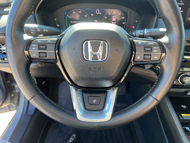 Used 2025 Honda Accord Touring image 19