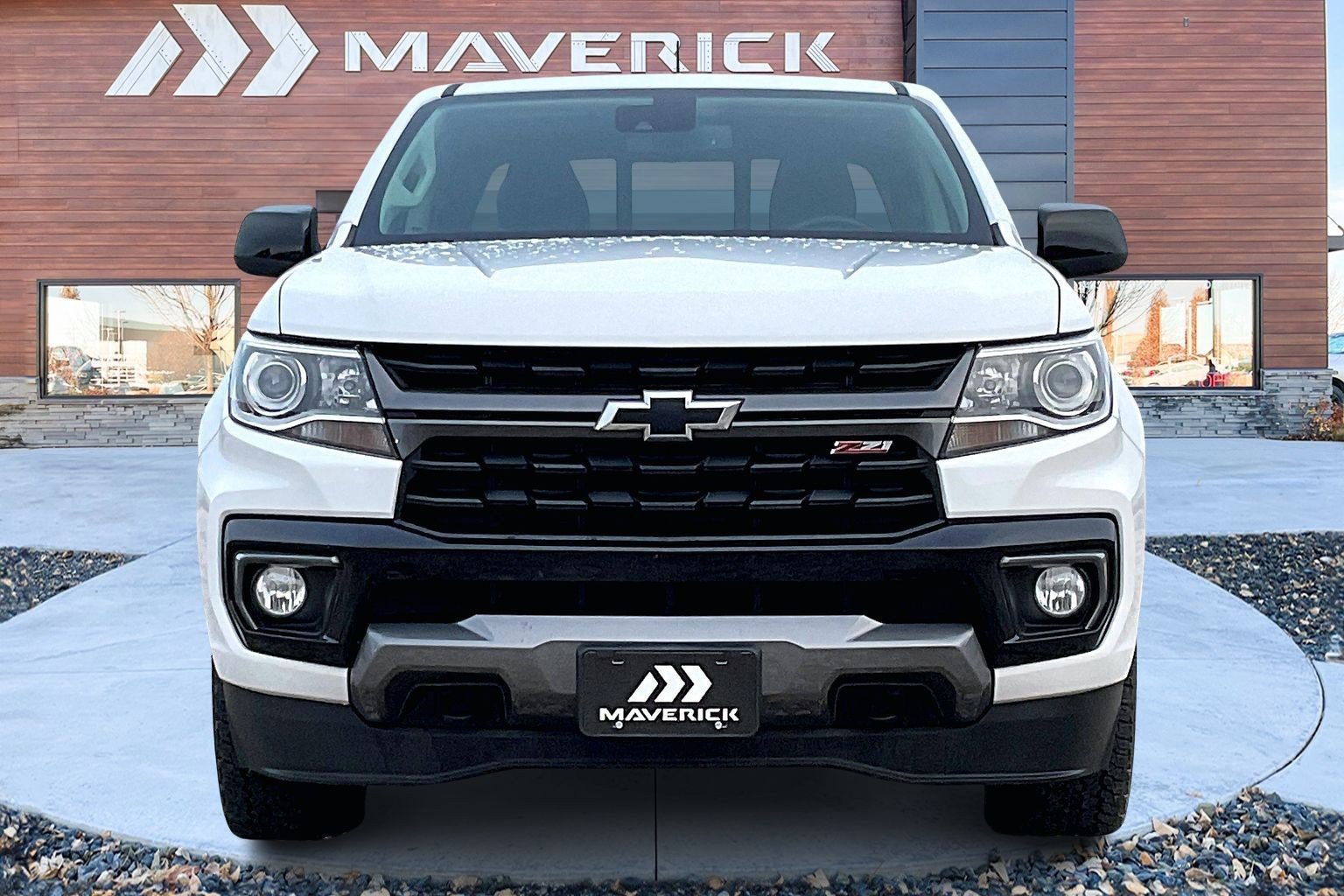 Used 2021 Chevrolet Colorado Z71 w/ Safety Package image 2