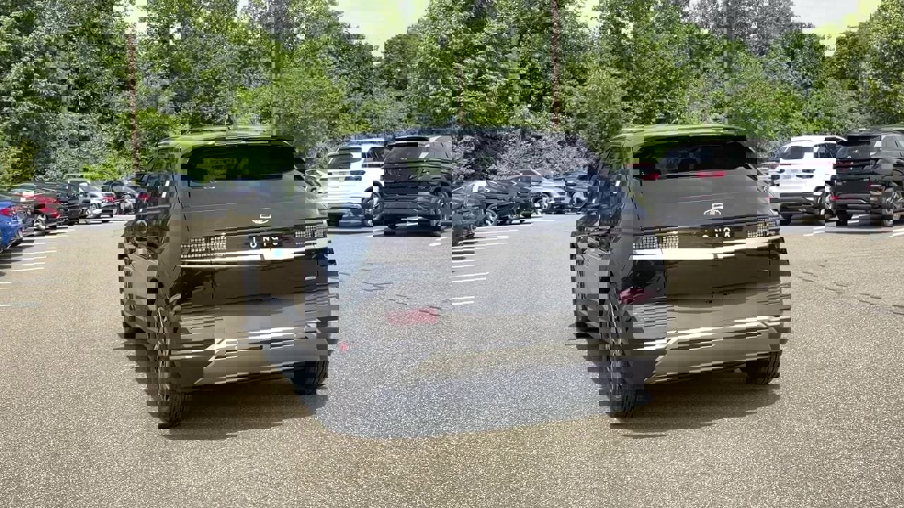 Used 2023 Hyundai Ioniq 5 SE w/ Cargo Package image 6