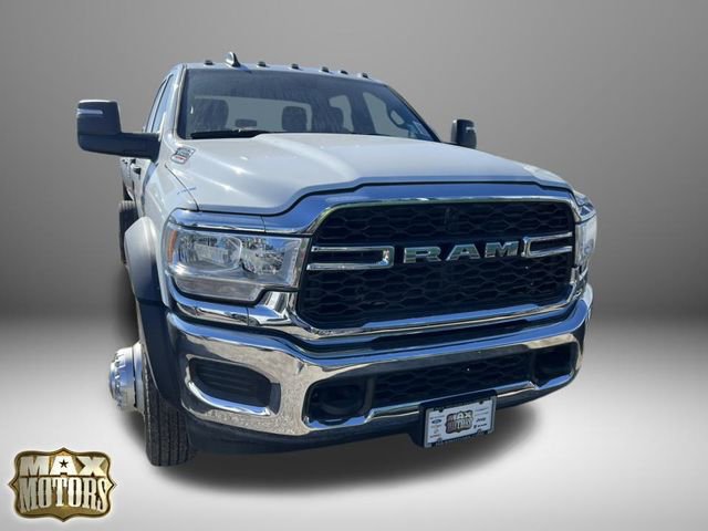 New 2024 RAM 5500 Tradesman w/ Chrome Appearance Group image 2