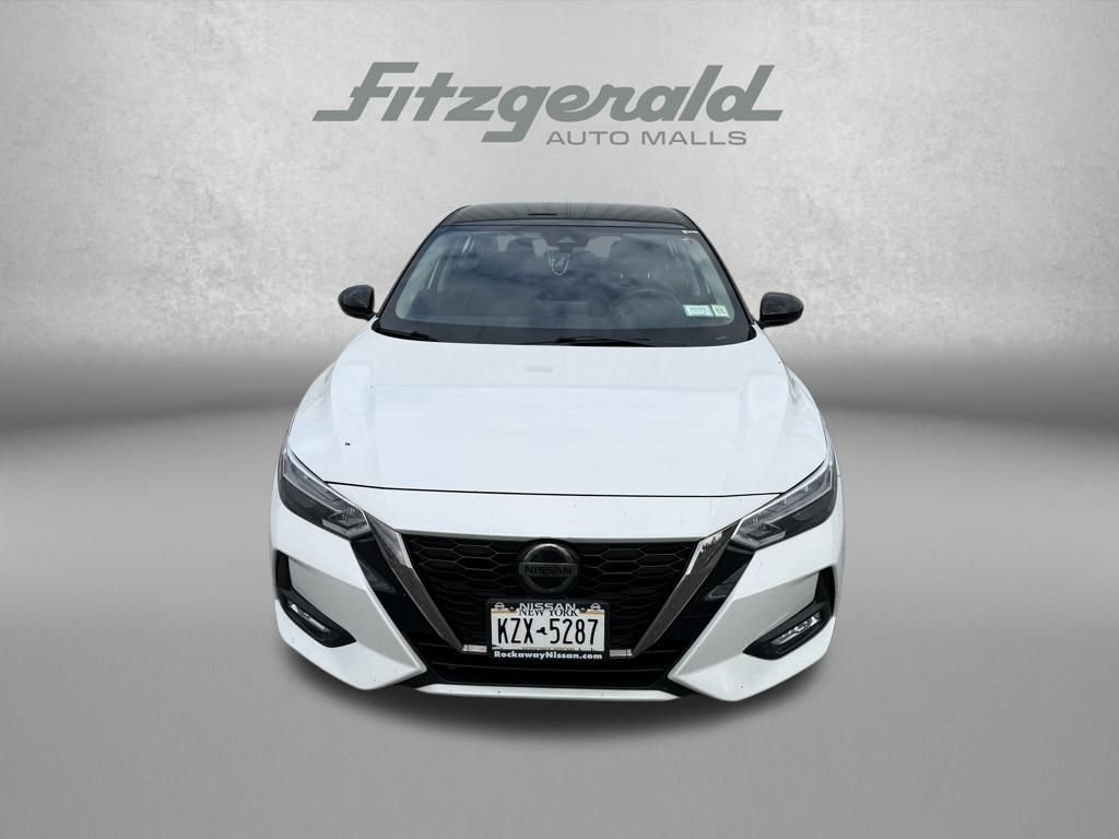 Used 2021 Nissan Sentra SR FWD image 2