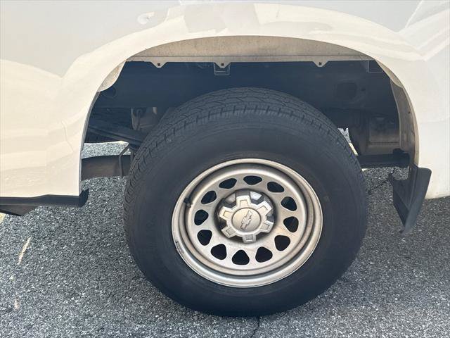 Used 2021 Chevrolet Silverado 1500 W/T RWD image 10