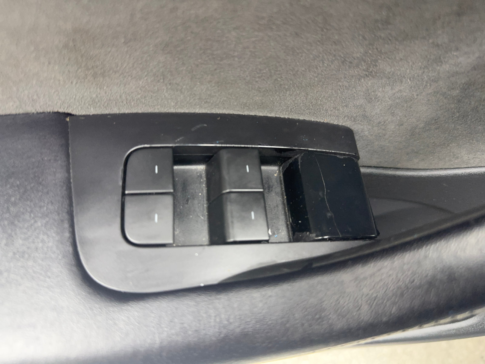 Used 2022 Tesla Model 3 Long Range AWD/4WD image 27