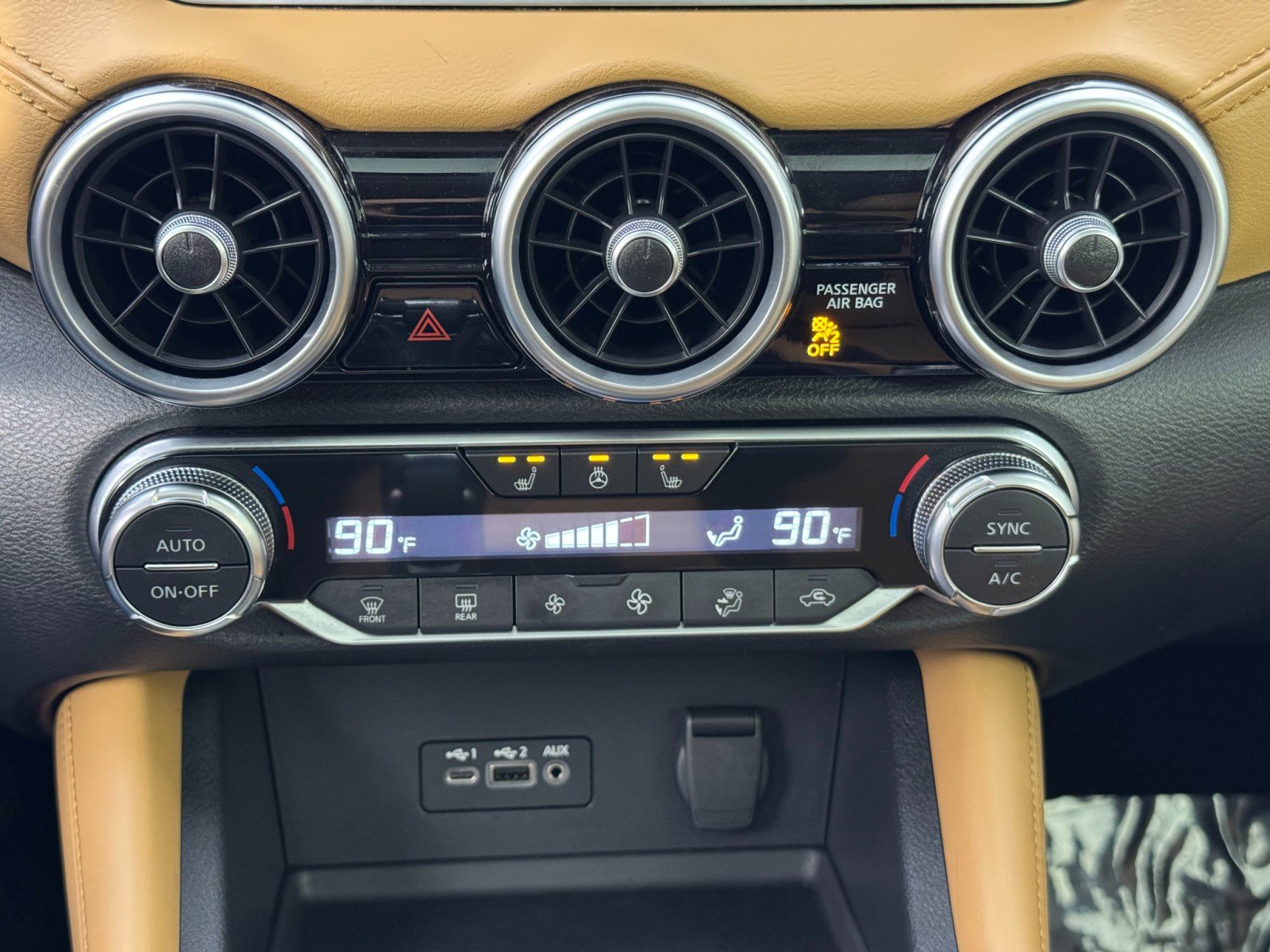 Used 2022 Nissan Sentra SV w/ SV Premium Package image 25