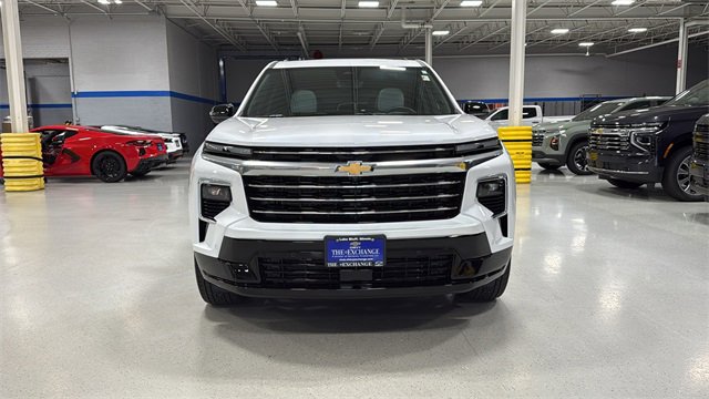 Used 2025 Chevrolet Traverse High Country image 18