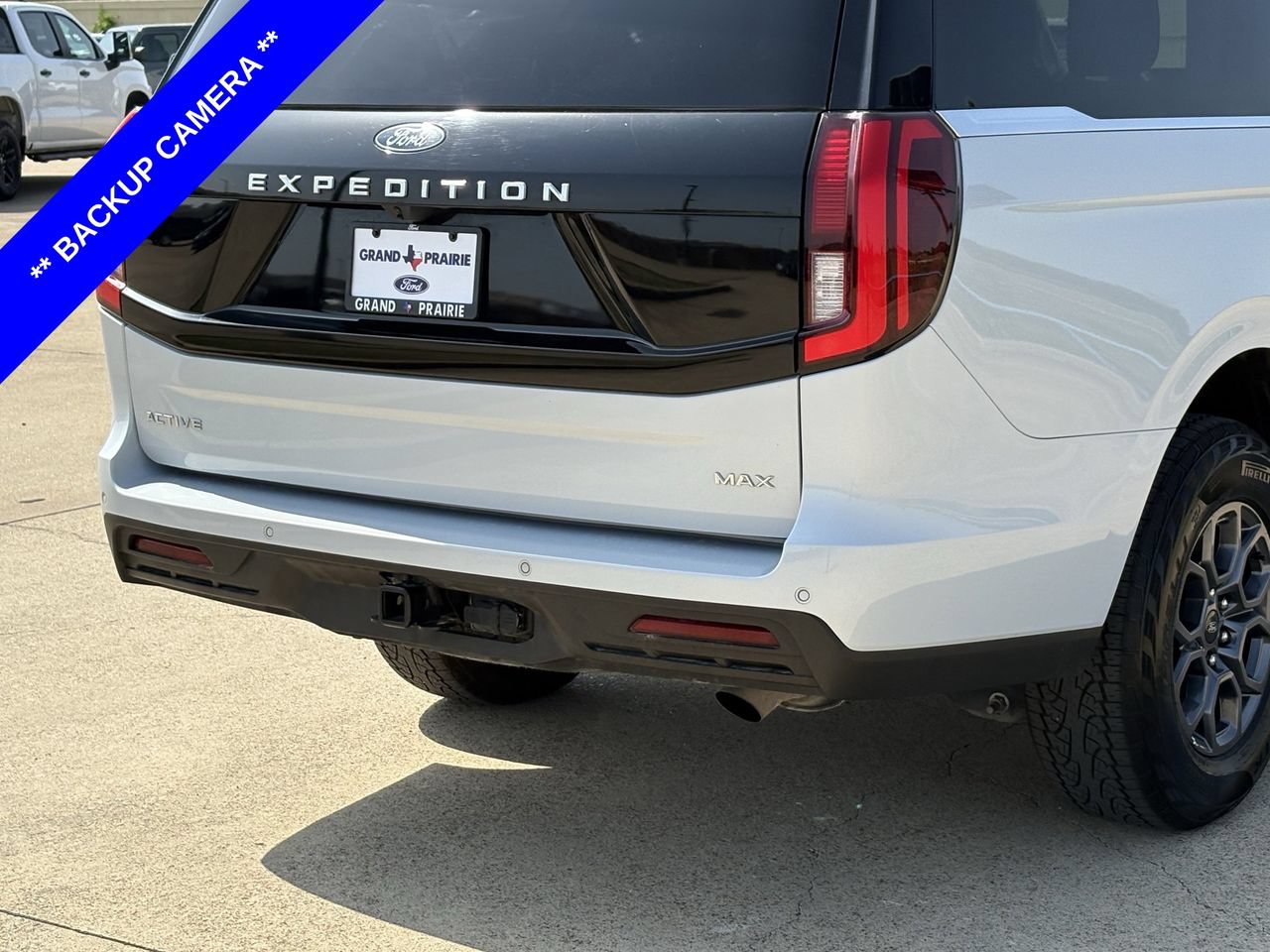 Used 2025 Ford Expedition Max Active RWD image 8