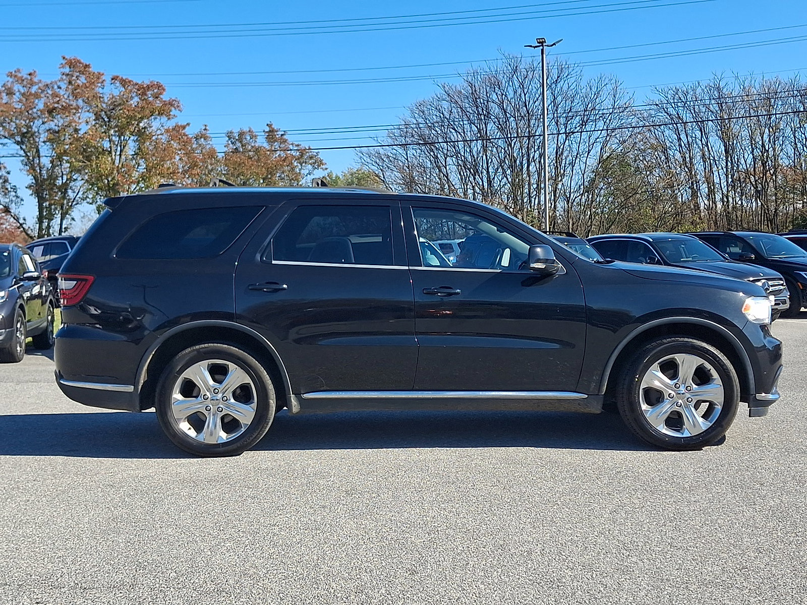 Used 2015 Dodge Durango Limited w/ Premium Group image 7