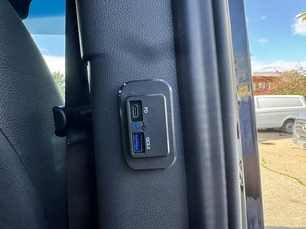 Used 2022 Mercedes-Benz Sprinter 144 Cargo image 15