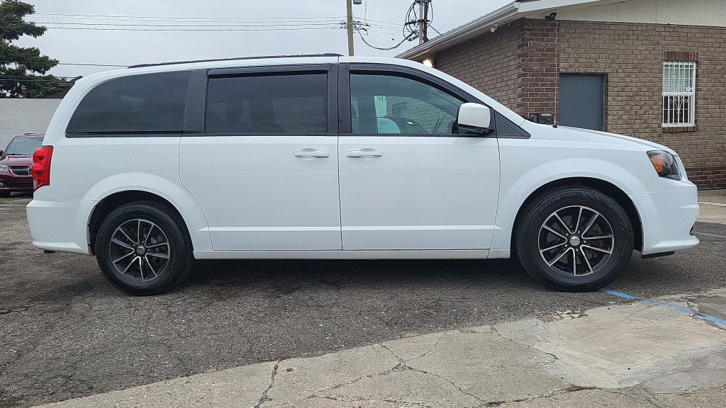 Used 2018 Dodge Grand Caravan GT FWD image 7