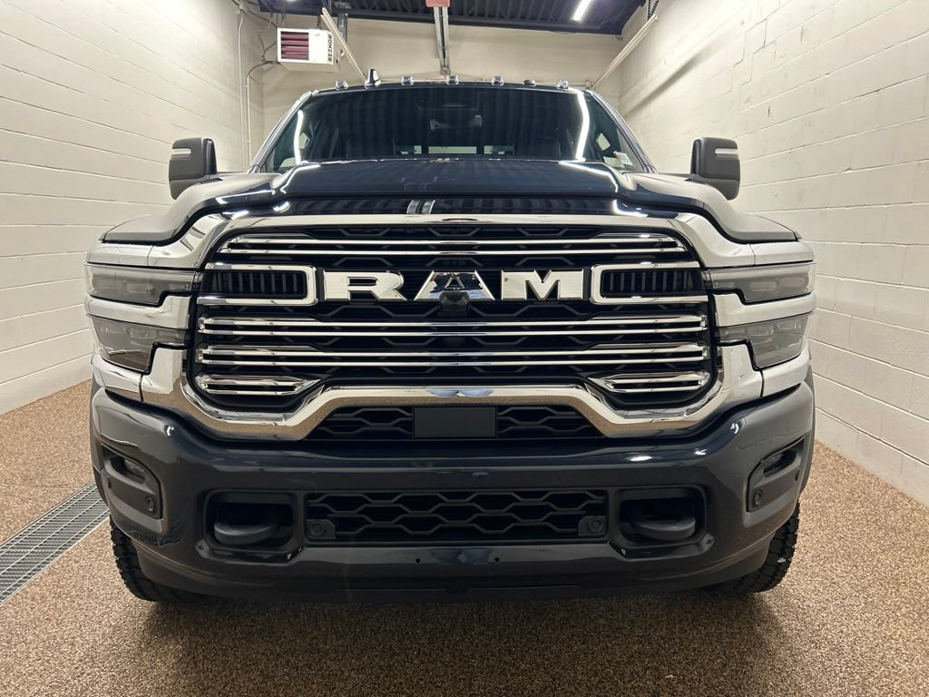 New 2026 RAM 4500 4x4 Crew Cab DRW w/ Laramie Trim Package image 6