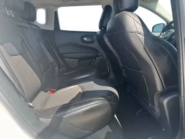 Used 2021 Jeep Compass Latitude FWD image 16