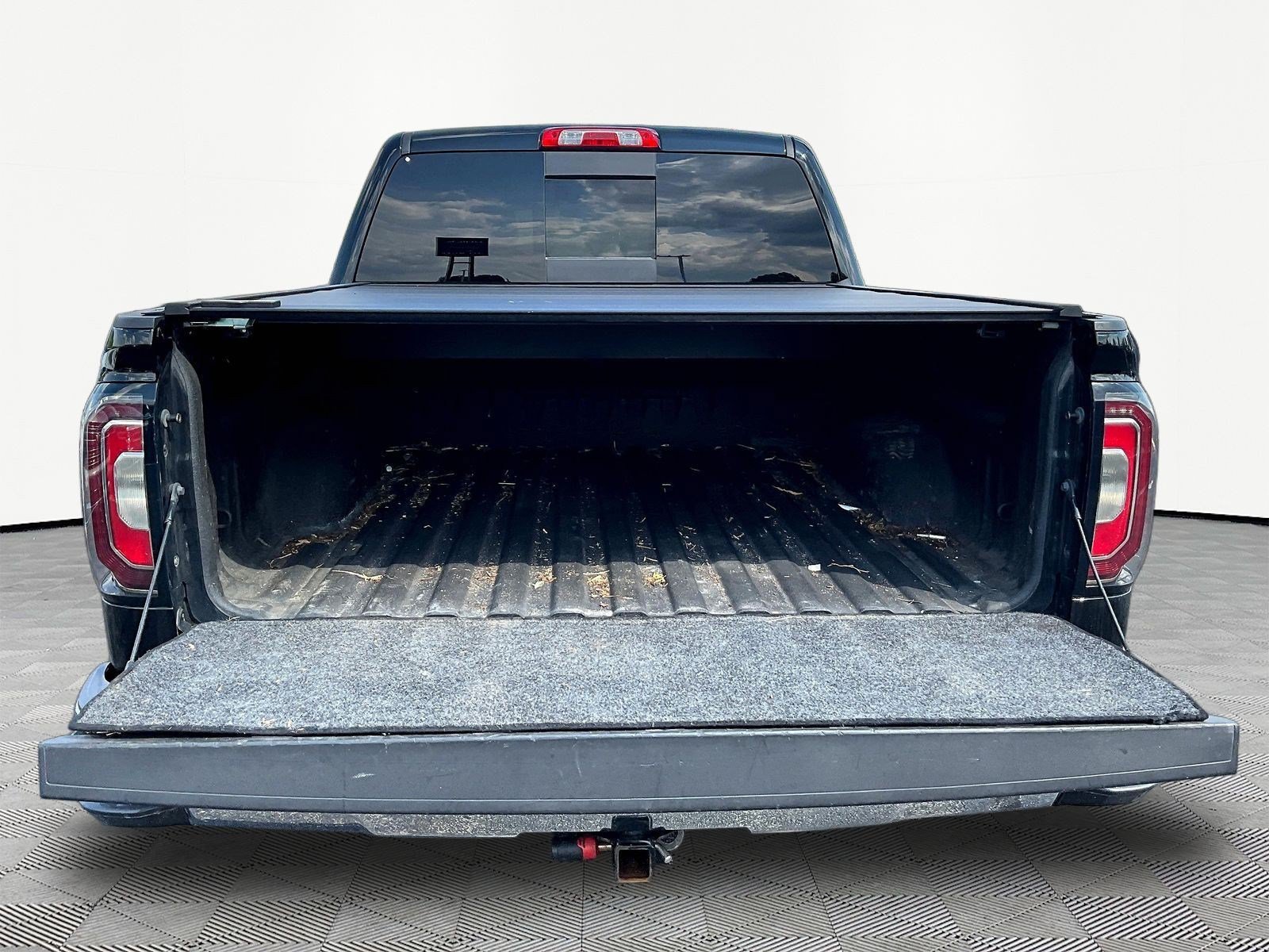 Used 2018 GMC Sierra 1500 SLT AWD/4WD image 7