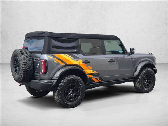 Used 2023 Ford Bronco Badlands w/ Sasquatch Package AWD/4WD image 5