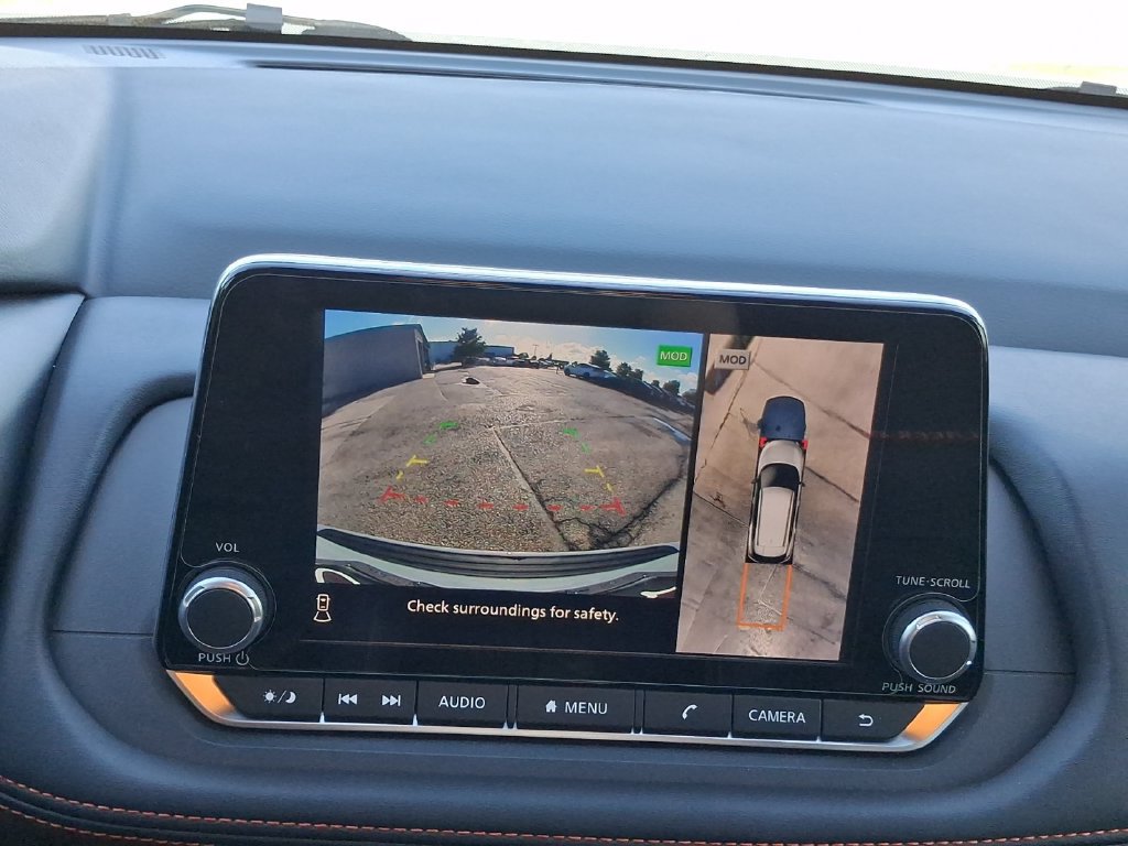 Certified 2025 Nissan Rogue SV AWD/4WD image 9
