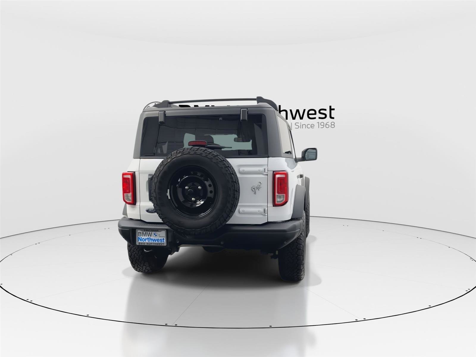 Used 2022 Ford Bronco Black Diamond image 2