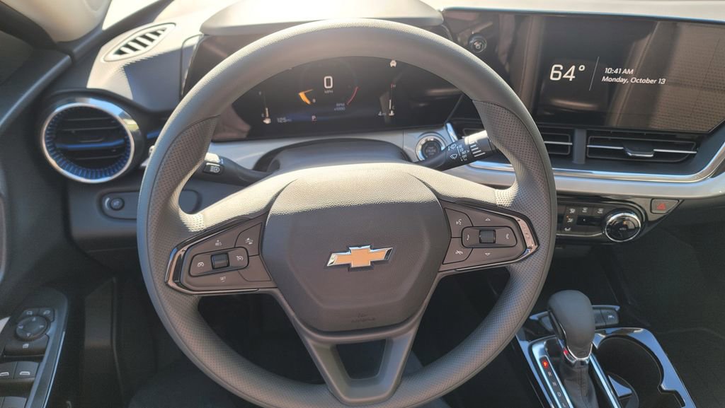 New 2026 Chevrolet Trax LT image 20