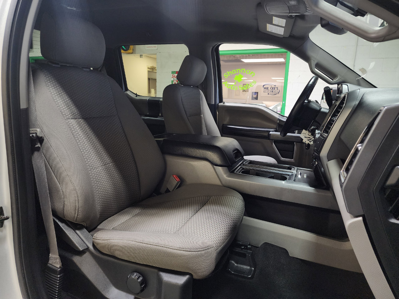 Used 2018 Ford F150 XLT w/ Equipment Group 301A Mid image 24