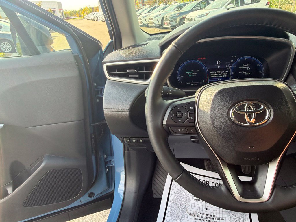Used 2026 Toyota Corolla Cross XLE AWD/4WD image 26