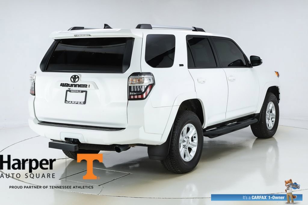 Used 2024 Toyota 4Runner SR5 Premium w/ Moonroof Package AWD/4WD image 9