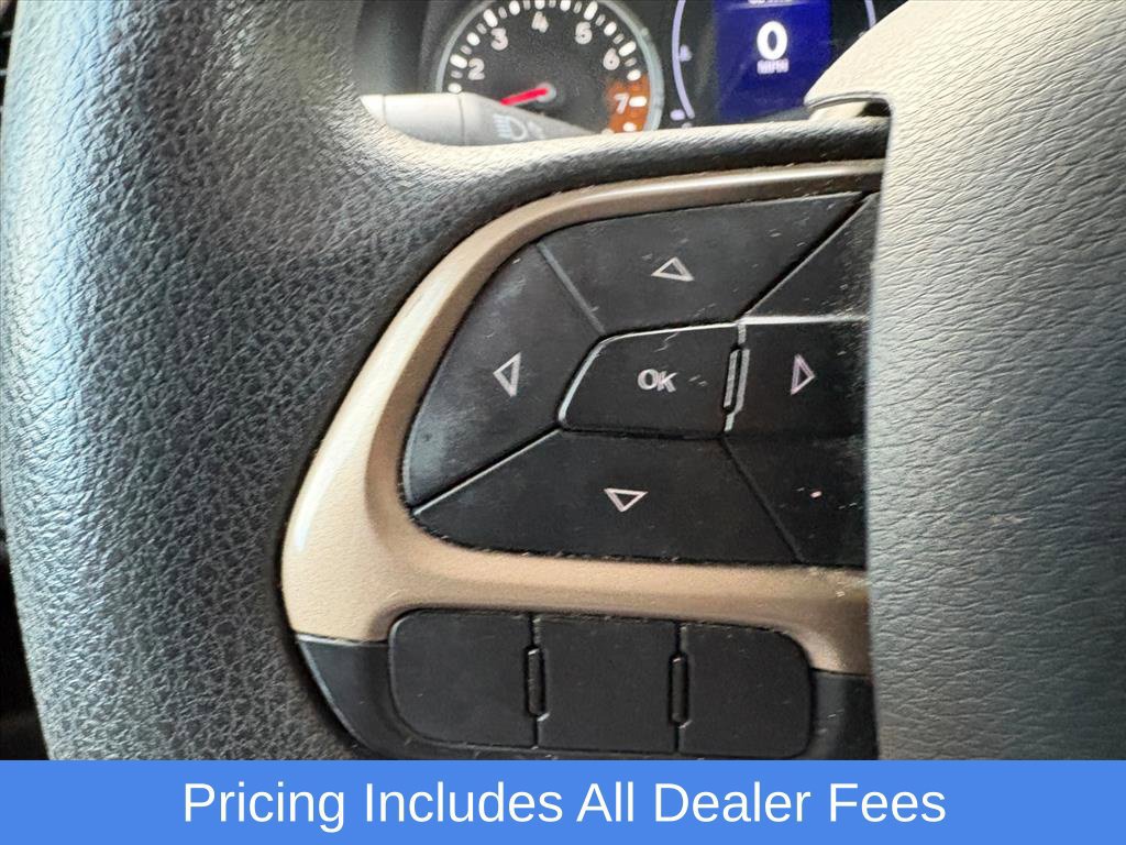 Used 2017 Jeep Renegade Sport w/ Power & Air Group FWD image 13