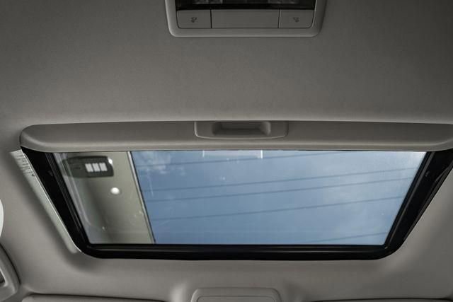 Used 2024 MAZDA CX-90 3.3 Turbo w/ Preferred Package image 34