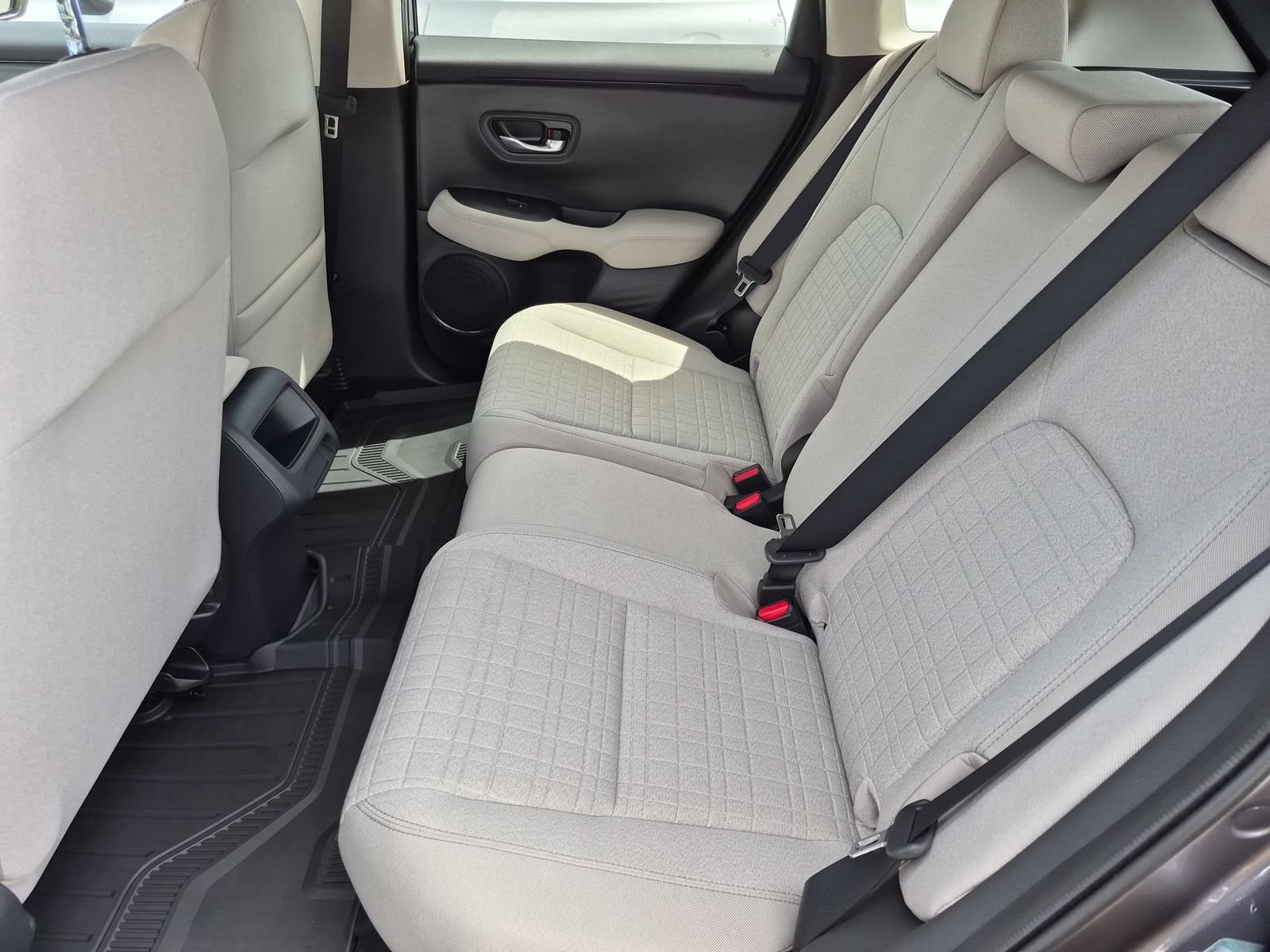 New 2027 Honda HR-V LX image 7